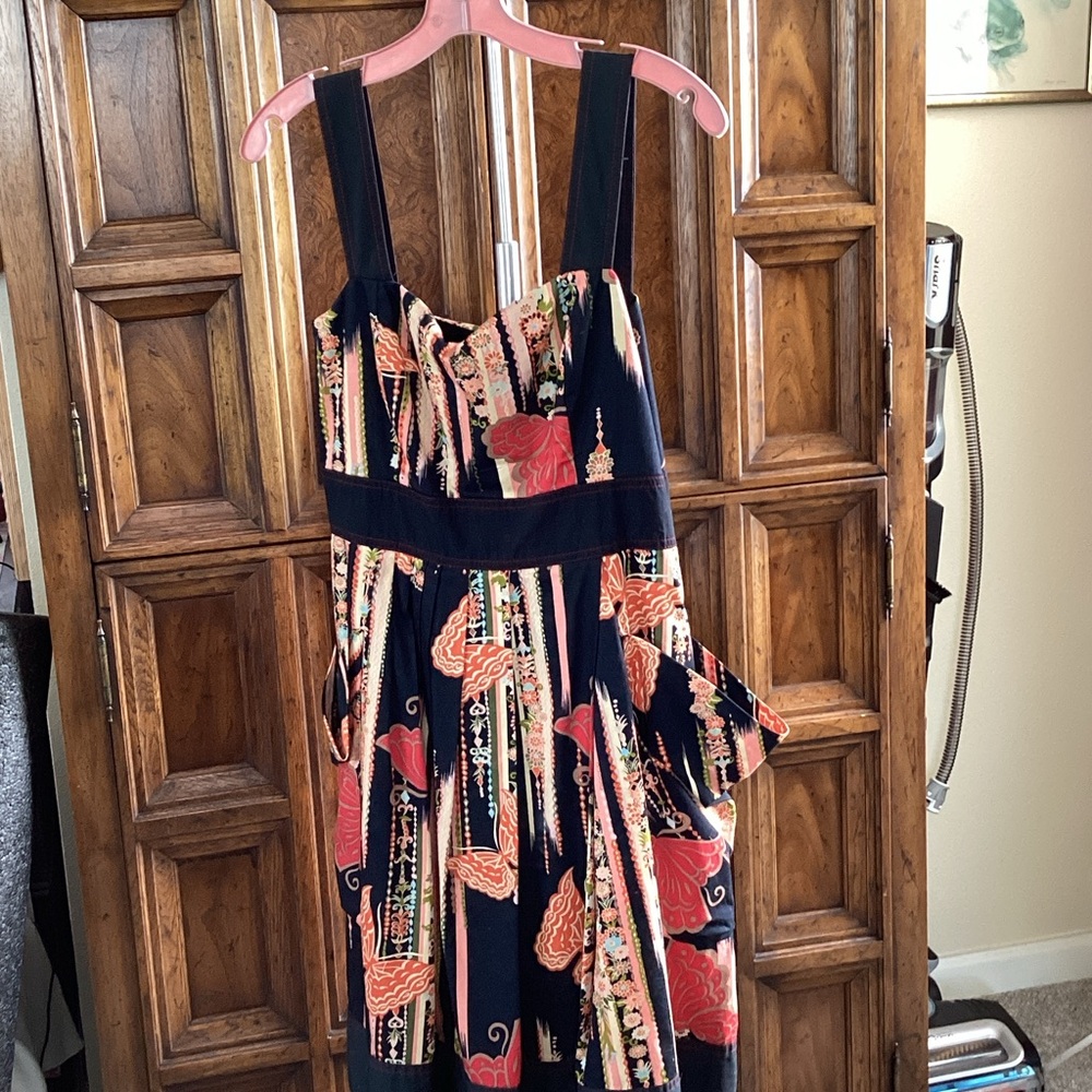 Steve Madden Butterfly/Striped Dress with front pockets